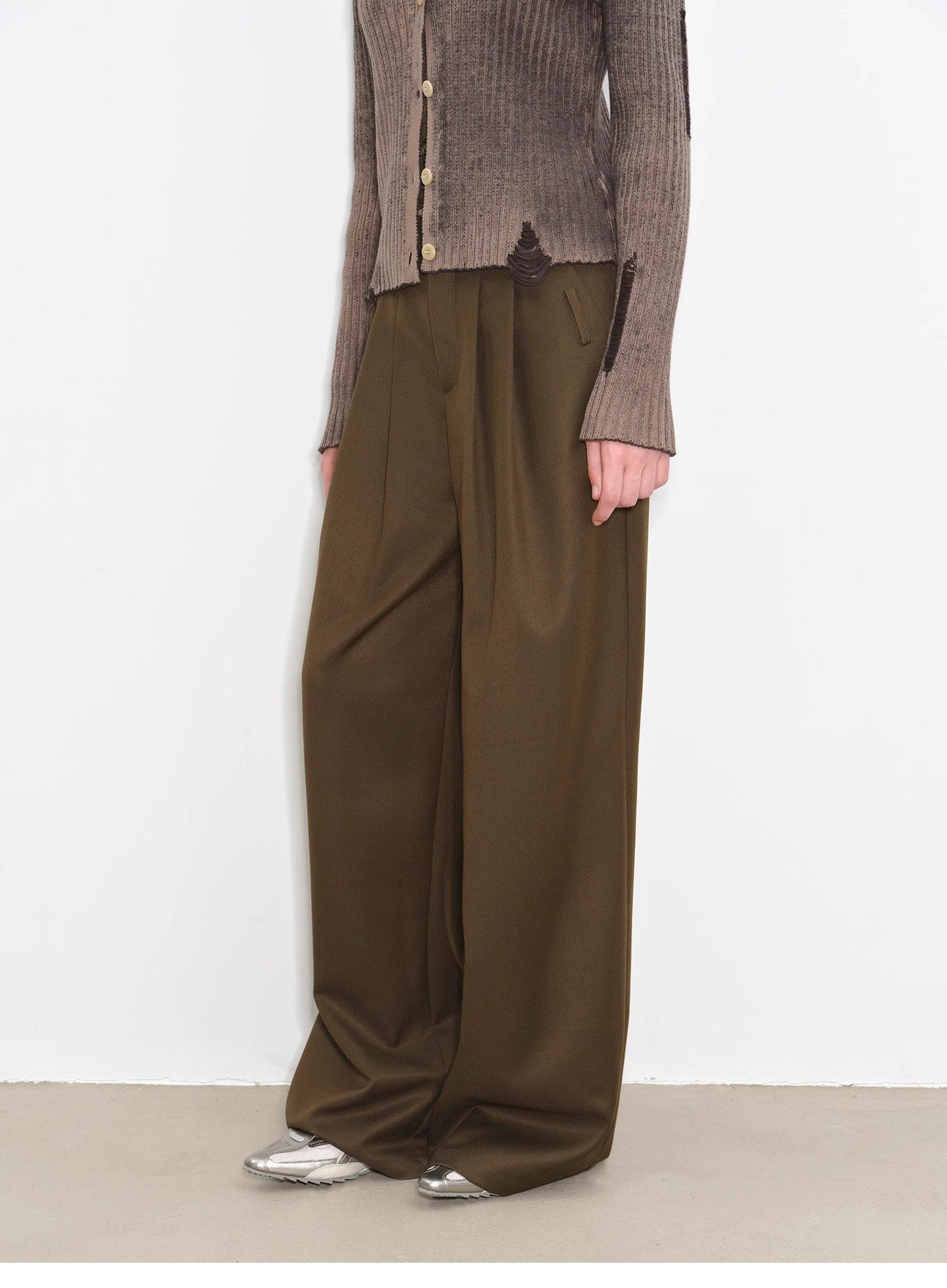 Drapey Wide-Leg Mid-Low Waist Single-Pleat Trouser