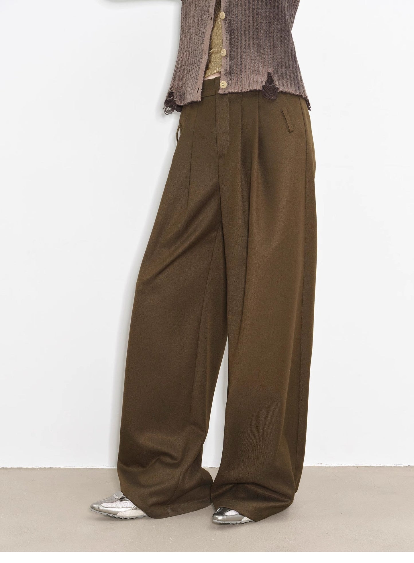 Drapey Wide-Leg Mid-Low Waist Single-Pleat Trouser