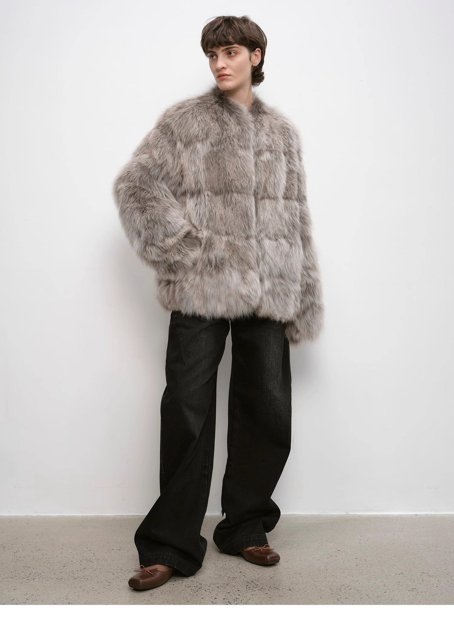 Blue Island Heavy-Duty Distressed, Slim Mid-Rise Curved Knife Cotton Washed Jeans