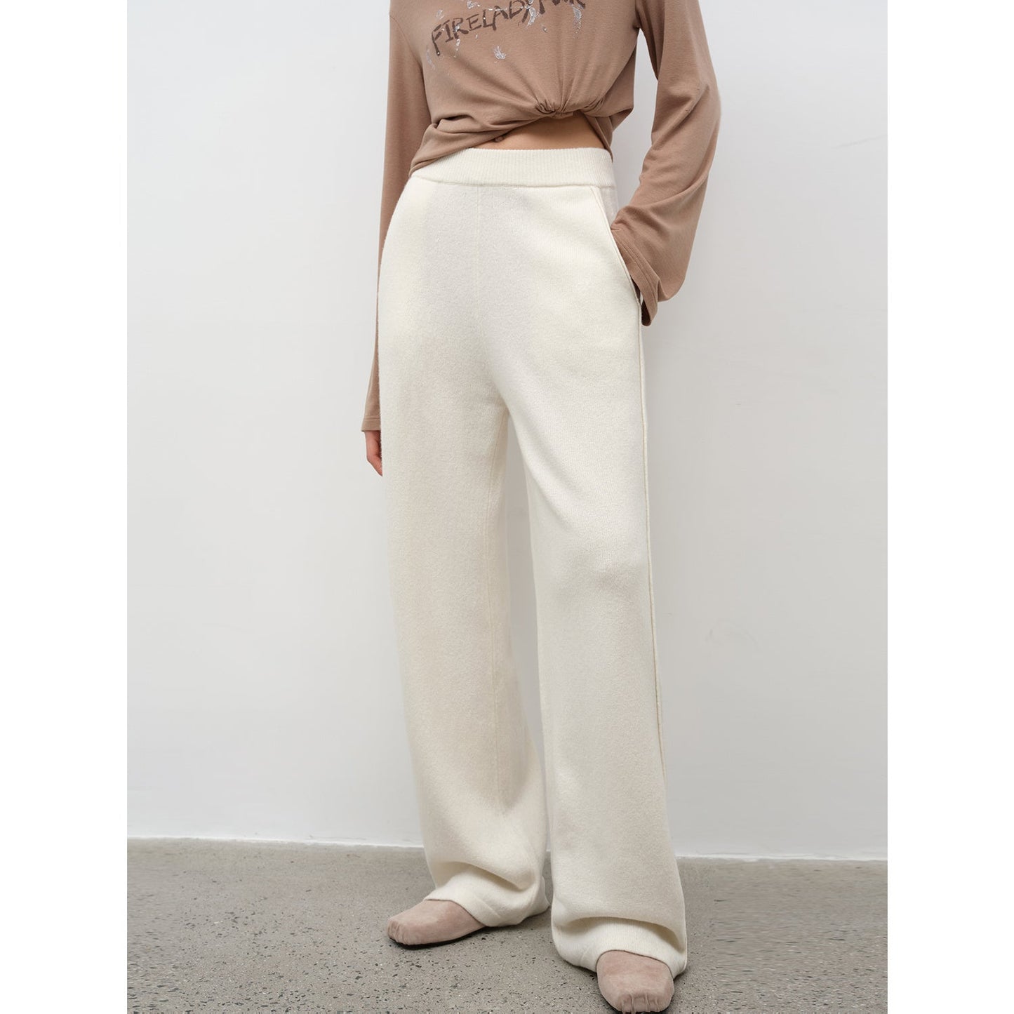 Relaxed Encounter Fine Lambswool Hoodie and Straight-Leg Pants Set