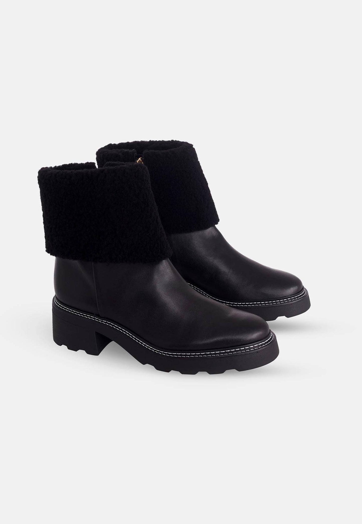 Mangará Andira Ankle Boots - Stylish Shearling Detail