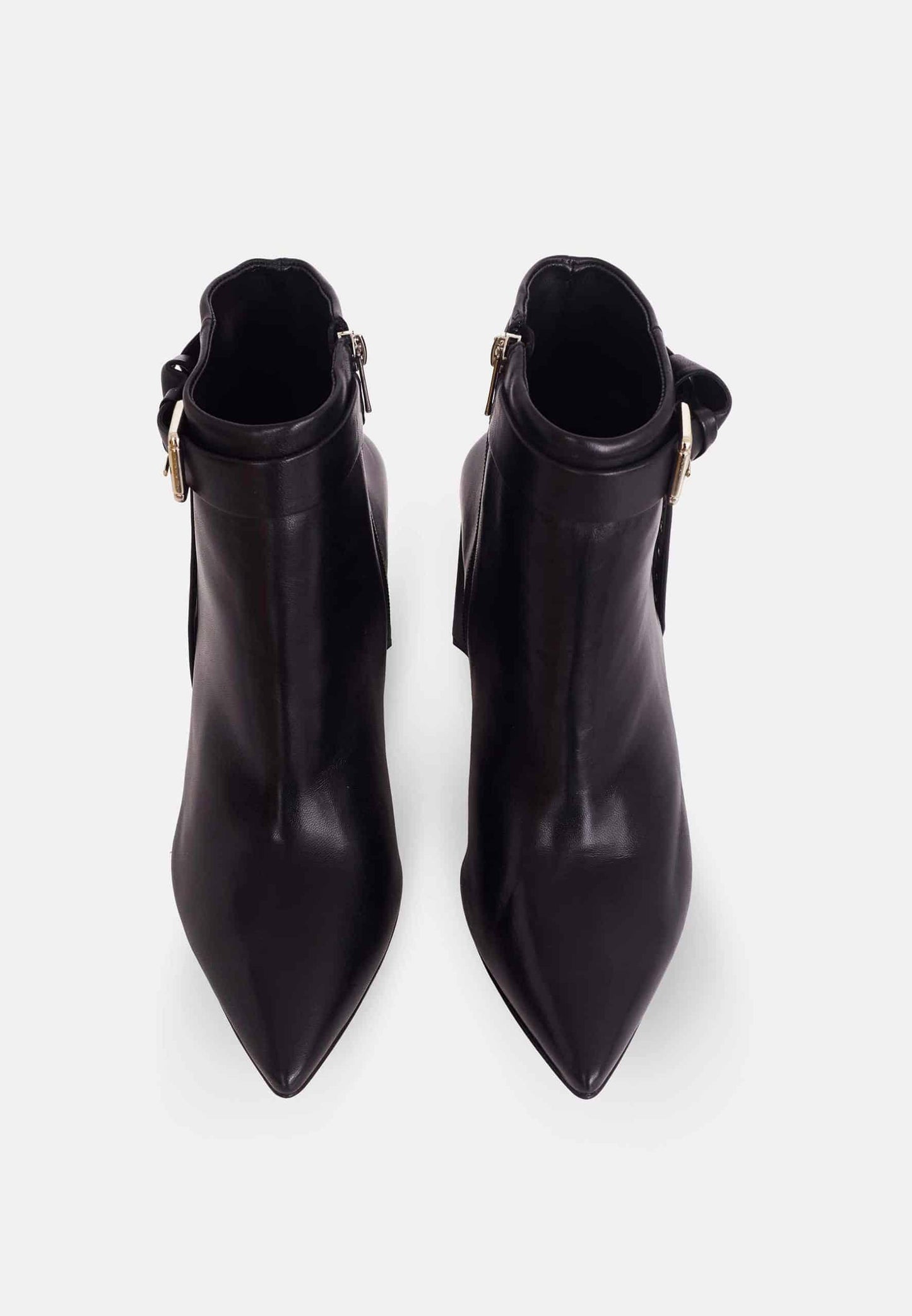 Mangará Salvia Ankle Boot Heeled - Stylish Leather Footwear